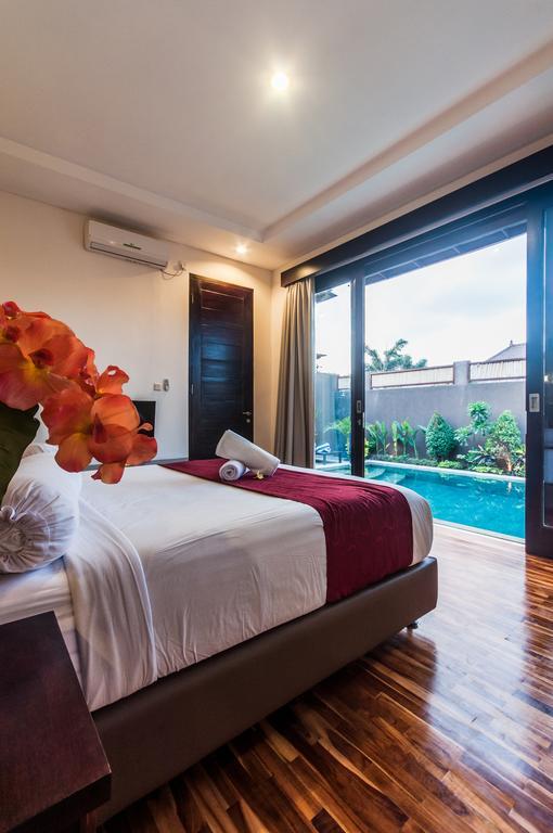 Villa Gayatri Seminyak  Phòng bức ảnh