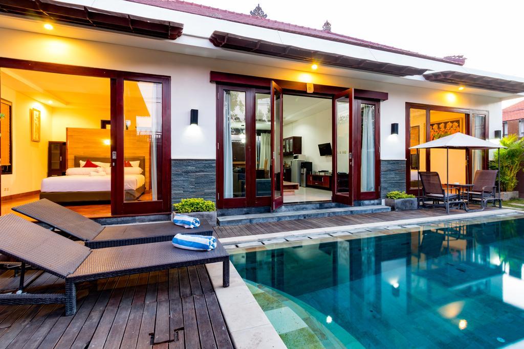 Villa Gayatri Seminyak  Ngoại thất bức ảnh