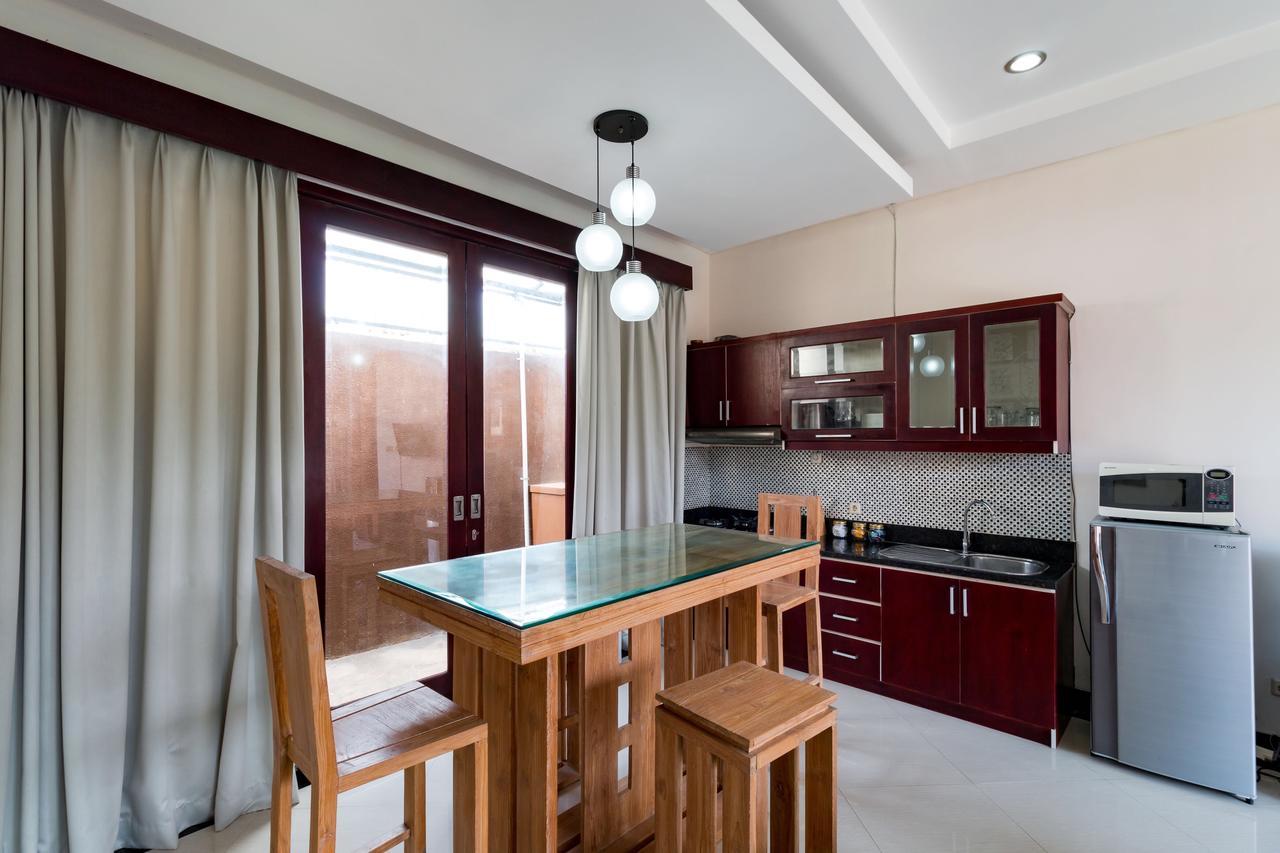 Villa Gayatri Seminyak  Ngoại thất bức ảnh