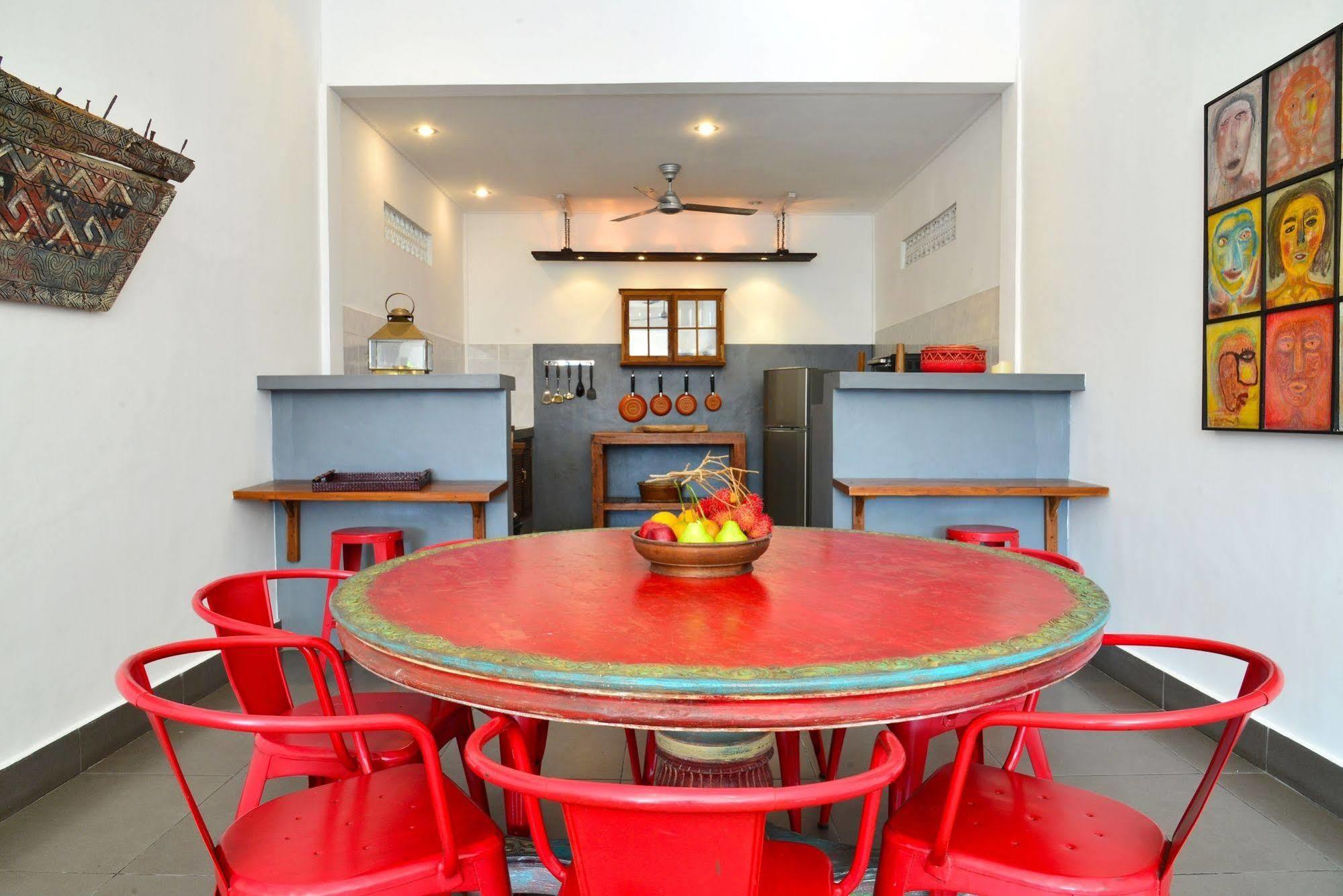Villa Gayatri Seminyak  Ngoại thất bức ảnh