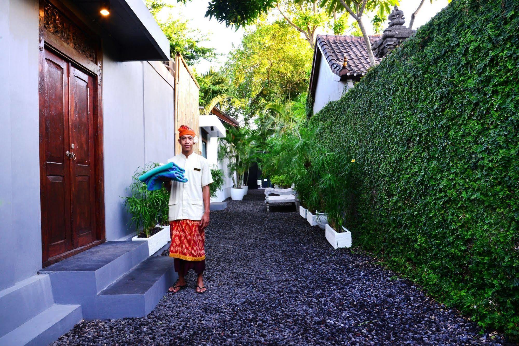 Villa Gayatri Seminyak  Ngoại thất bức ảnh